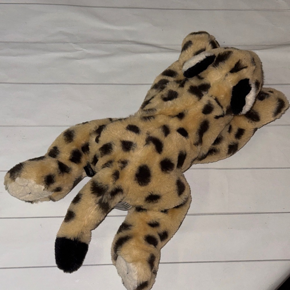 FAO Schwarz Cheetah Spotted Leopard Plush 14" Soft Stuffed Animal EUC Safari Toy - Picture 4 of 8